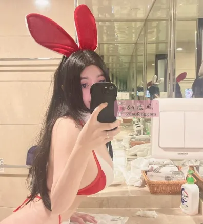 身材棒棒的美女老师 - 广东-广州 楼凤实拍第3张