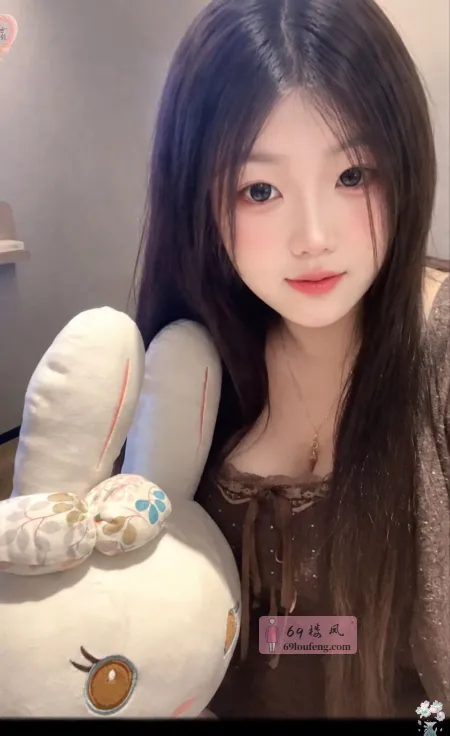 小巧玲珑易高潮大胸妹 - 广东-广州 楼凤实拍第3张