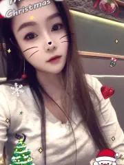昆山娇小泡芙小姐 真实工作室环境 (地点：江苏 - 苏州)