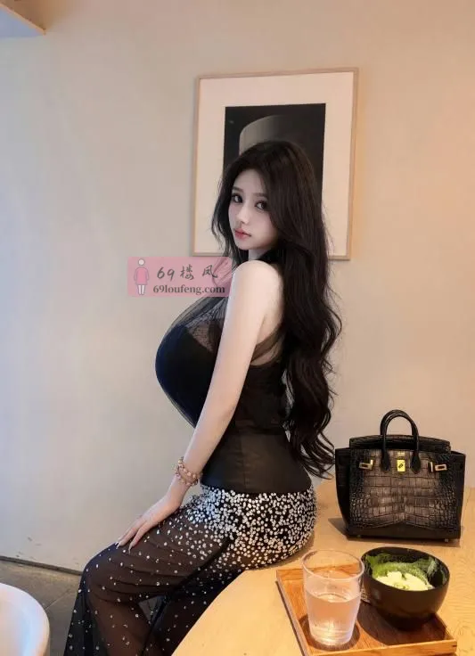 巨乳G奶颜值蜜蜜老师 - 浙江-杭州 楼凤实拍第4张