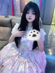 浙江 - 杭州 楼凤圈口碑推荐：E杯巨乳天然白虎嫩妹 照片