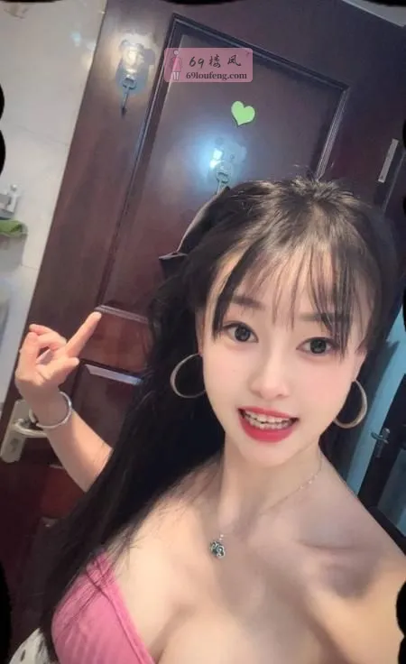 观音桥苗条大胸御姐 - 重庆-渝北区 楼凤实拍第2张