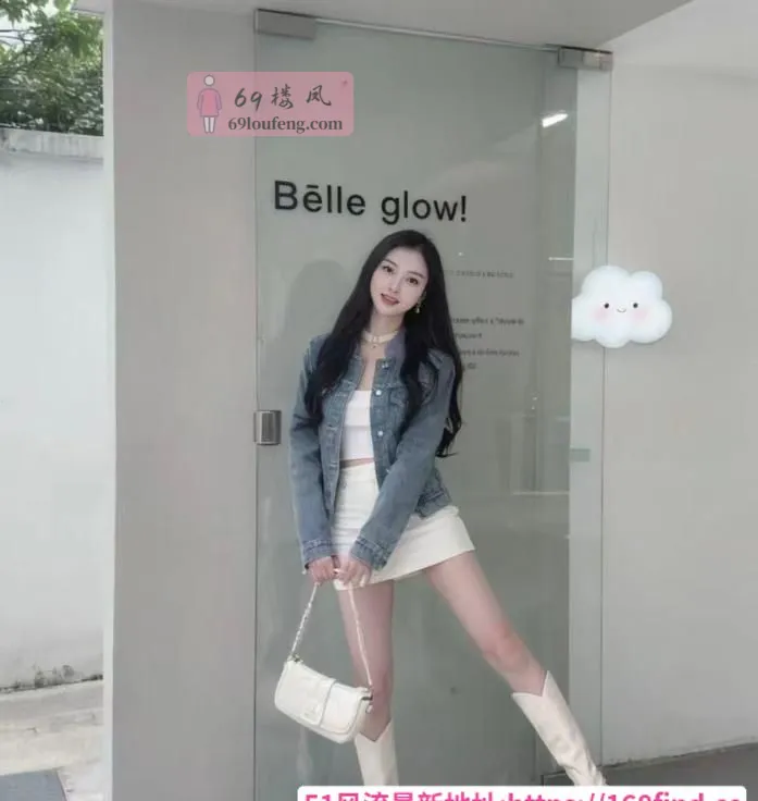长腿大胸美女个人兼职 - 江苏-南京 楼凤实拍第2张