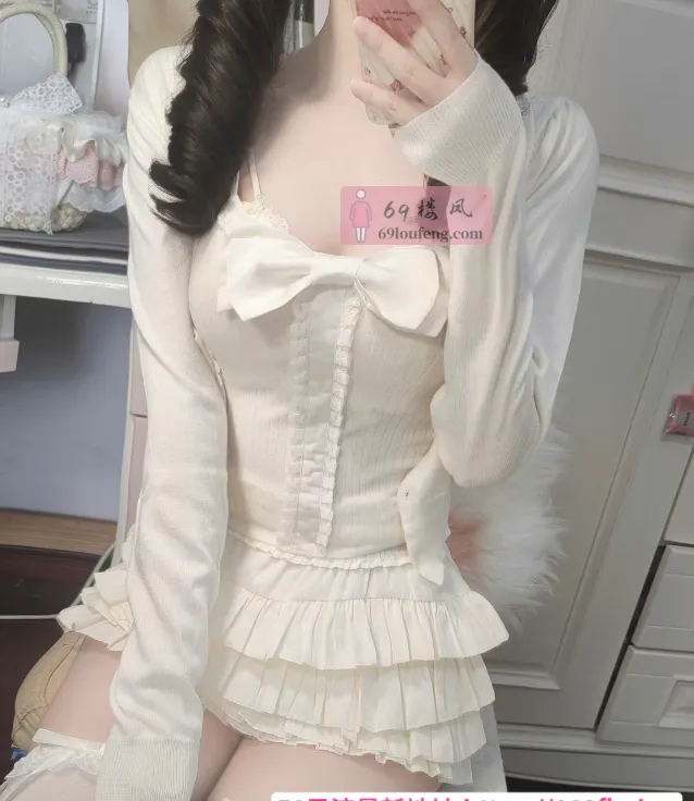 高颜值女友系 - 江苏-南京 楼凤实拍第3张