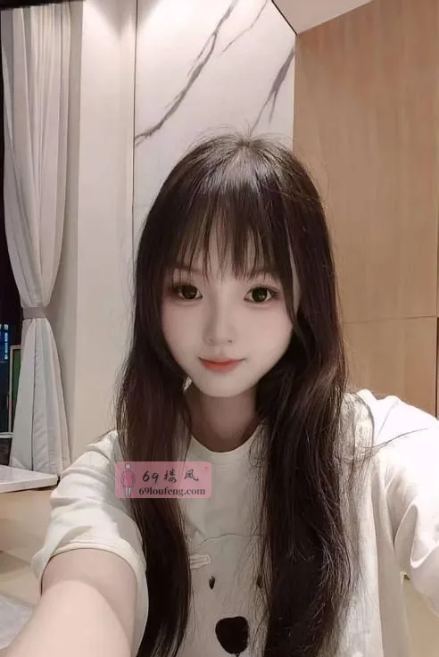 性感大胸小妹 - 湖南-长沙 楼凤实拍第1张