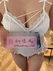 上海 - 普陀区 宅男福利推荐：普陀D胸小骚妇 实景