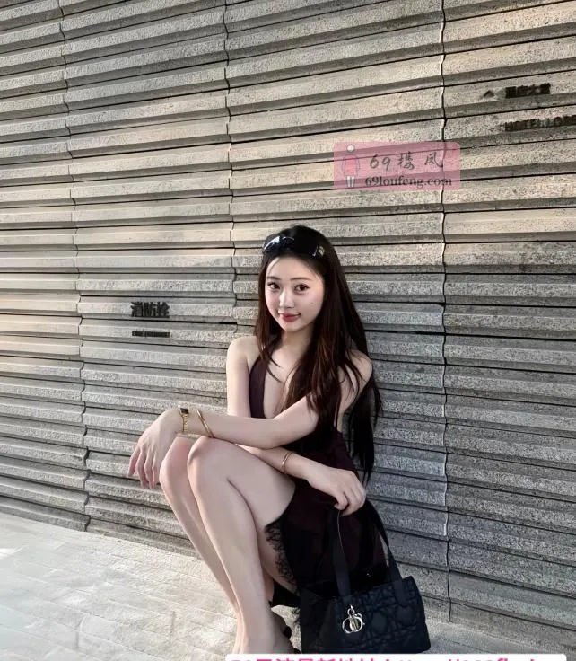 秦淮中项妹妹 - 江苏-南京 楼凤实拍第3张