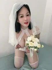 广东 - 深圳 楼凤圈口碑推荐：固戍巨乳熟女骚妇 照片