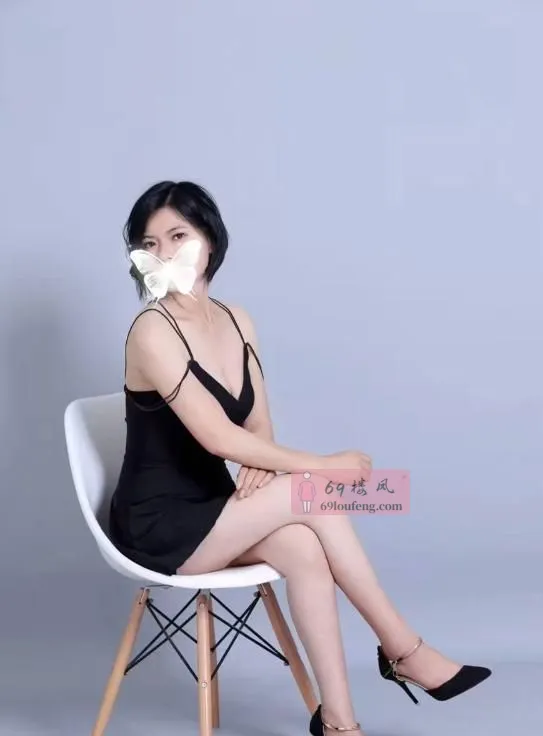 大D奶肥臀气质反差 - 上海-嘉定区 楼凤实拍第3张