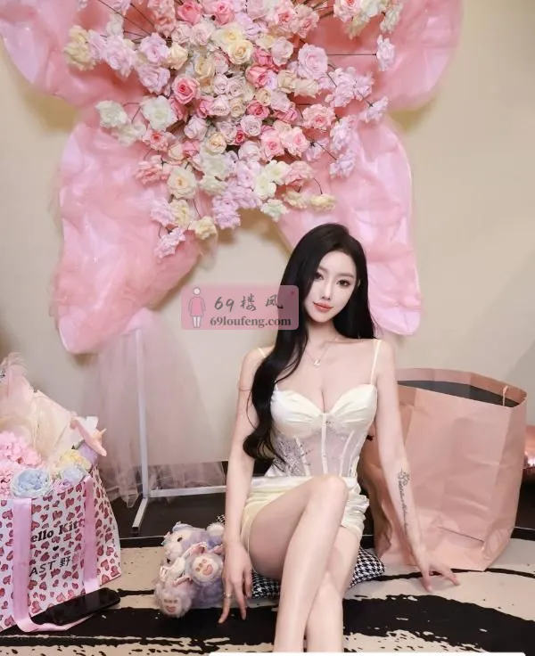 情趣制服颜值御姐刘玥 - 上海-普陀区 楼凤实拍第2张