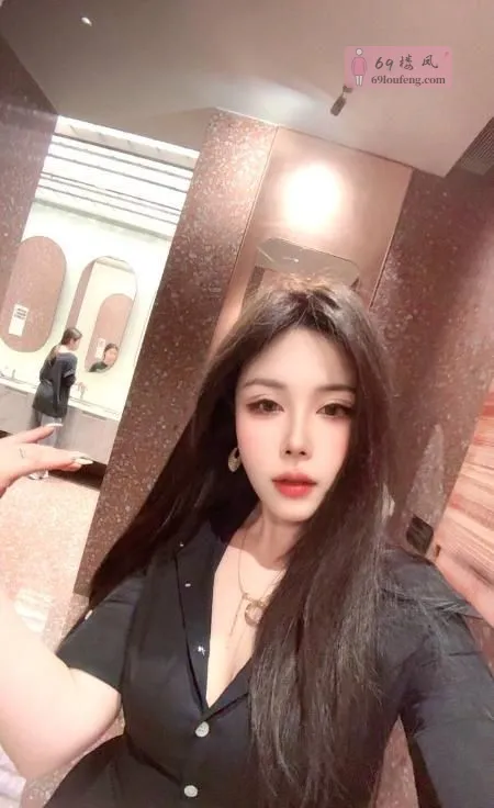 风骚反差完美身材御姐 - 江苏-无锡 楼凤实拍第2张