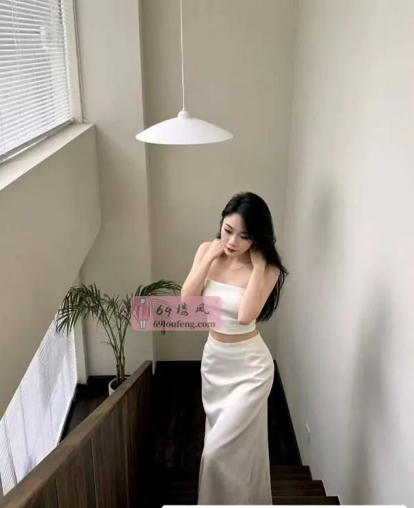 服装主播兼职 - 江苏-南京 楼凤实拍第3张