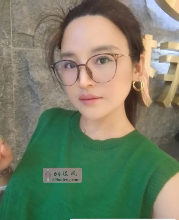 钟楼老板娘 - 江苏-常州 楼凤实拍第1张