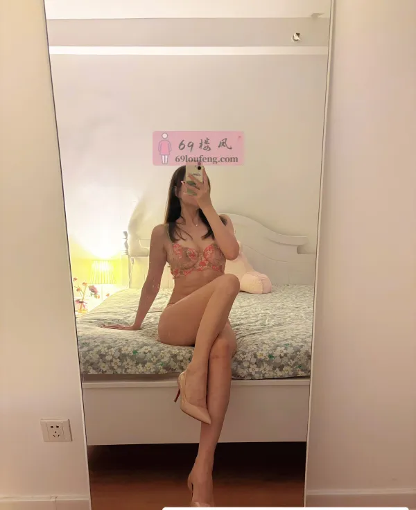 琪琪大美腿 - 北京-朝阳区 楼凤实拍第1张