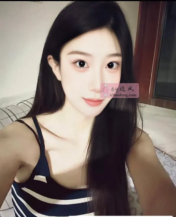 在校兼职大长腿美女 - 江苏-南京 楼凤实拍第3张