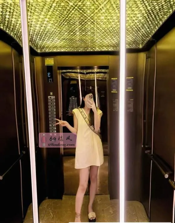 在校兼职大长腿美女 - 江苏-南京 楼凤实拍第2张