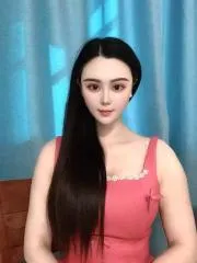 御姐36D大奶牛 真实工作室环境 (地点：广东 - 深圳)