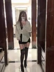 【独家】广东 - 广州 老师 窈窕身材颜值女友老师 内部实拍
