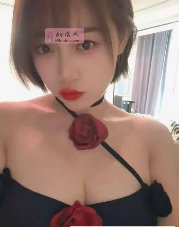 娇小可爱奶胸妹 - 江苏-苏州 楼凤实拍第1张