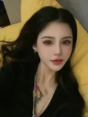 颜值阿轲 真实工作室环境 (地点：四川 - 成都)