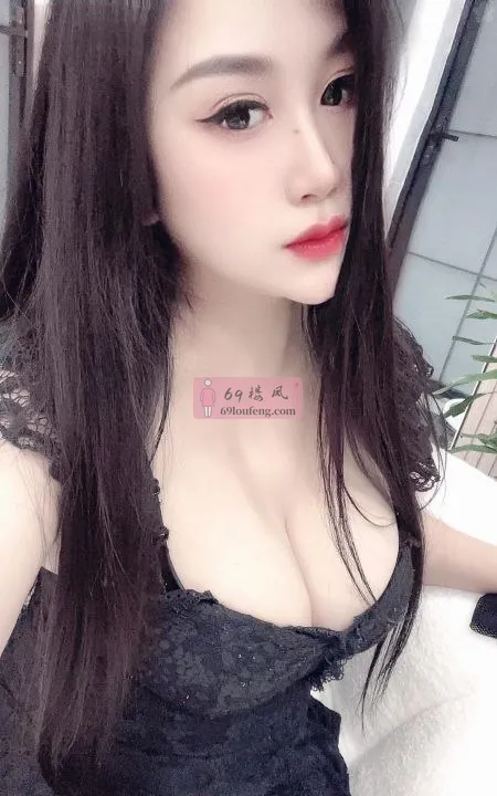 雪妍大胸服务控 - 四川-成都 楼凤实拍第1张