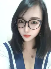 温温柔柔的眼镜妹 安徽 - 合肥线下实拍无遮挡