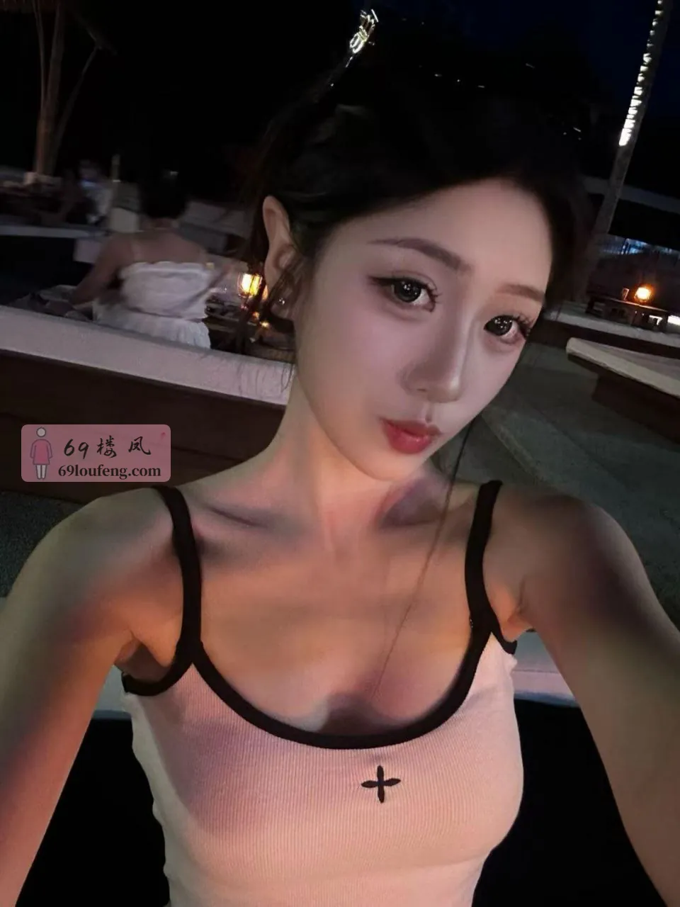 广州开放大学荔湾大二学妹兼职-奕瑾 - 广东-广州 楼凤实拍第4张