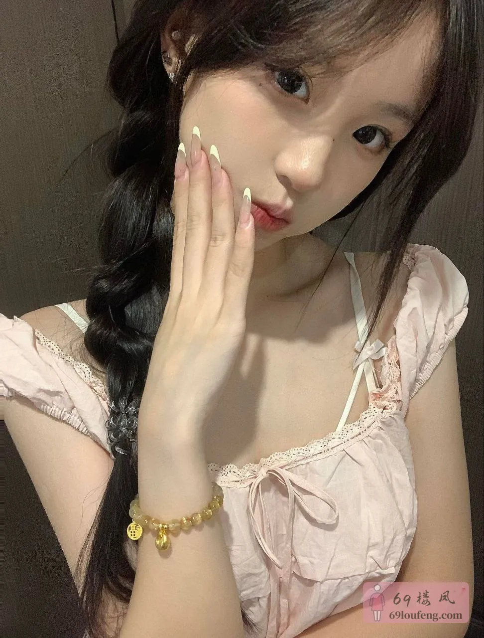 极品粉鲍嫩妹初下海-香香 - 广东-广州 楼凤实拍第2张