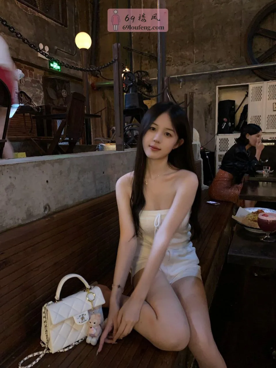 白云21岁女大的兼职日记-安萌 - 广东-广州 楼凤实拍第3张