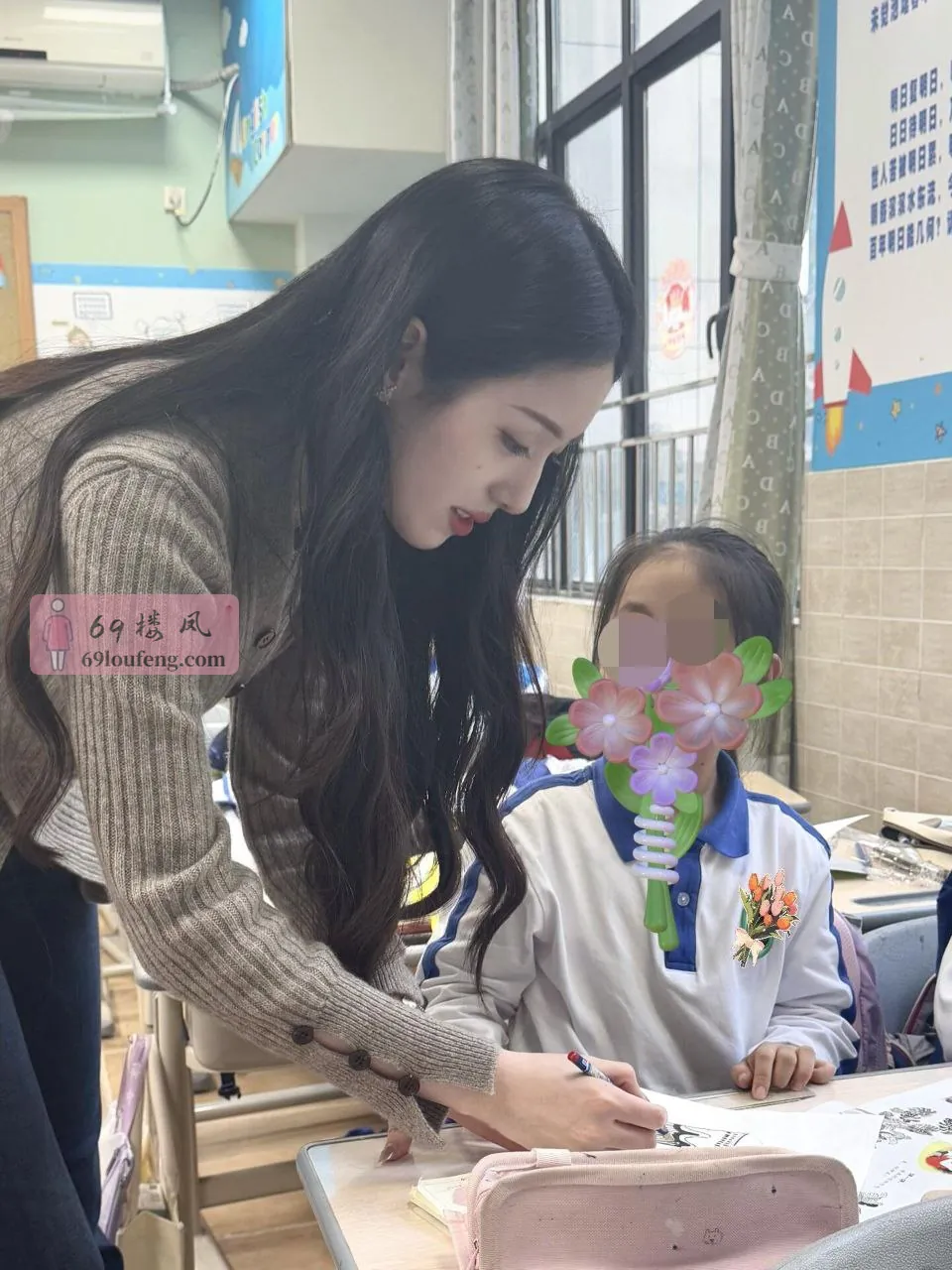 小学老师兼职一个月-颖儿 - 广东-广州 楼凤实拍第4张