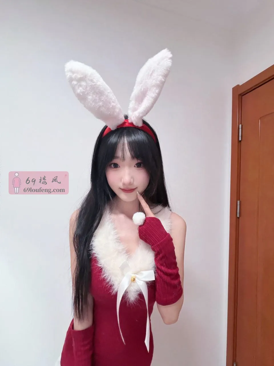 反差嫩妹兼职自做可外出-瑶宝 - 广东-广州 楼凤实拍第1张