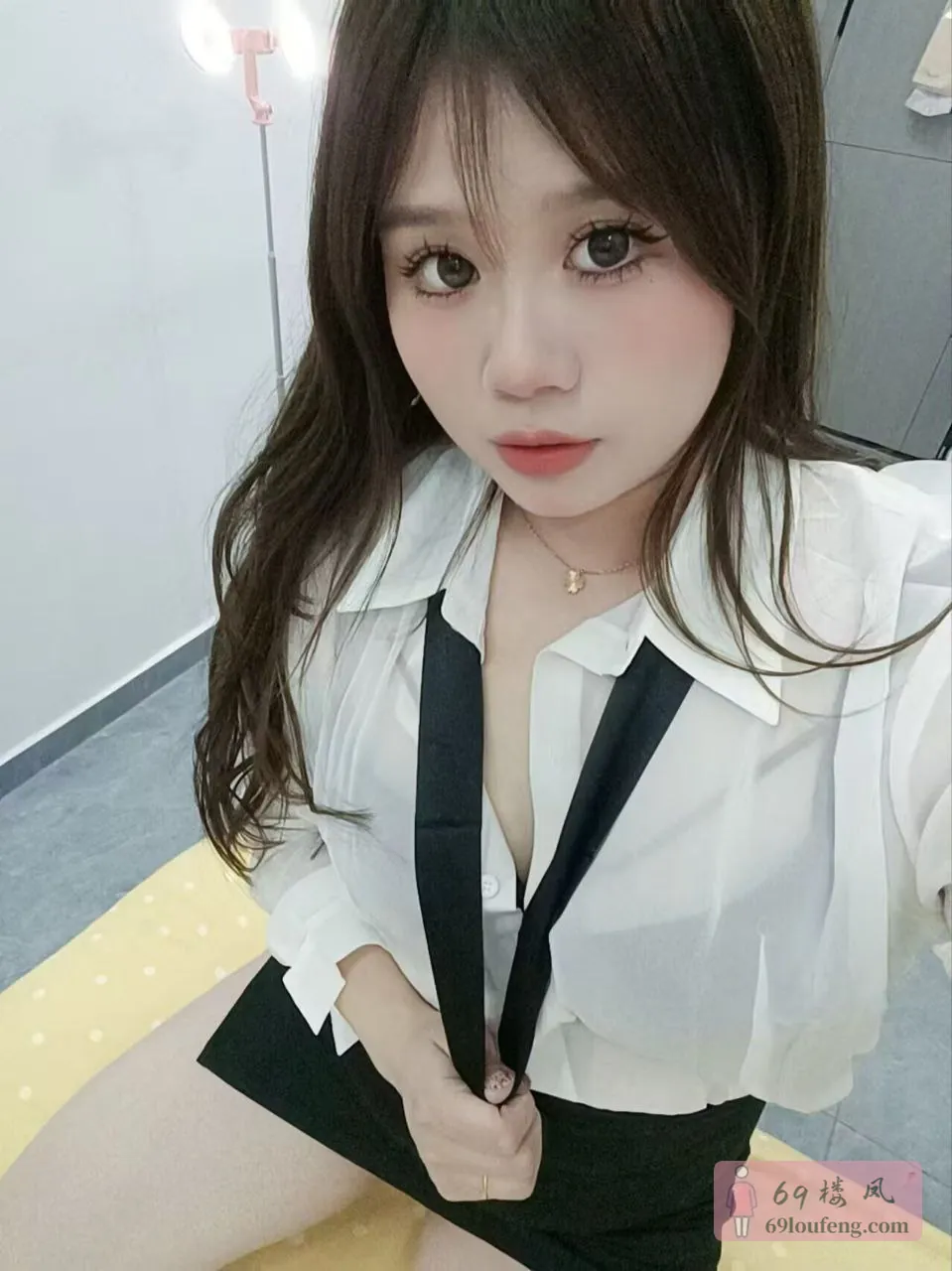 白云惊喜价风骚舌吻女神-婷婷(热) - 广东-广州 楼凤实拍第4张