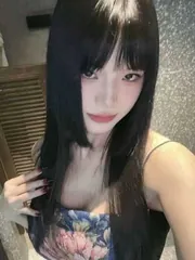 广东 - 广州高颜值老师荔湾新人初下海兼职-微微实拍