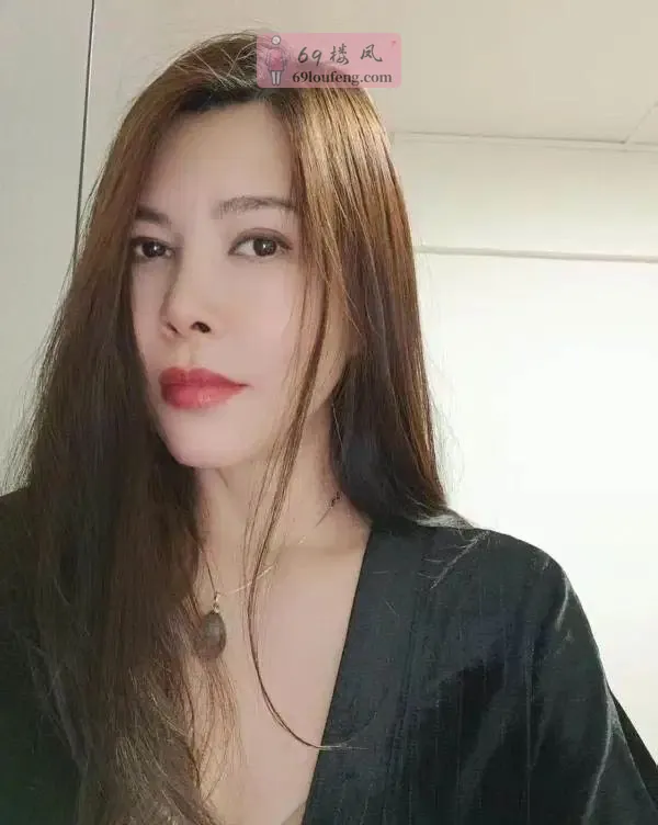 海珠长腿御姐七七 - 广东-广州 楼凤实拍第1张