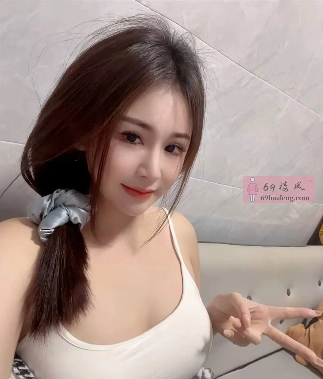 大胸少女好皮肤-杰尼 - 广东-广州 楼凤实拍第2张