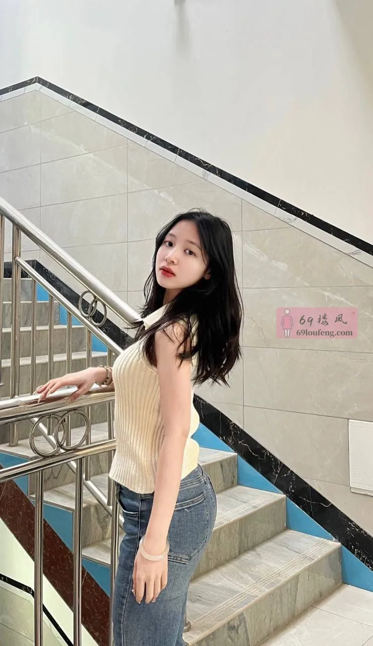 佛山-小妹潮喷水骚-欣欣 - 广东-佛山 楼凤实拍第1张
