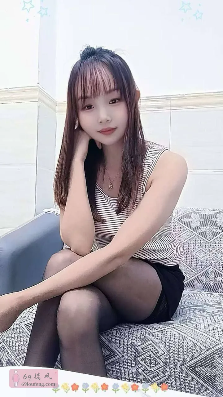 白云刚刚下海–小魔女 - 广东-广州 楼凤实拍第3张