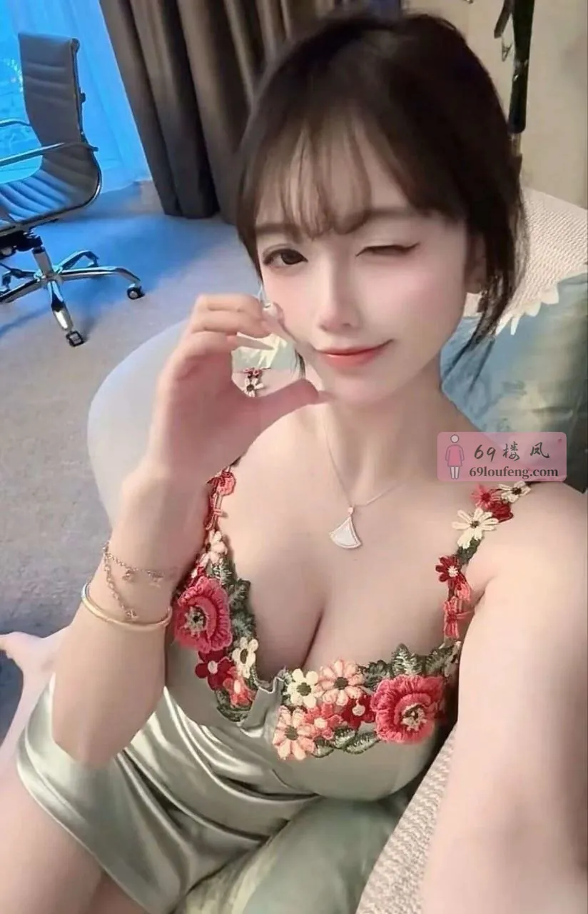 天河波涛汹涌新人兼职-小梦 - 广东-广州 楼凤实拍第2张