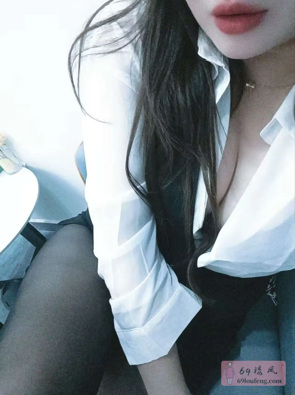 白云惊喜价风骚舌吻女神-婷婷(热) - 广东-广州 楼凤实拍第2张