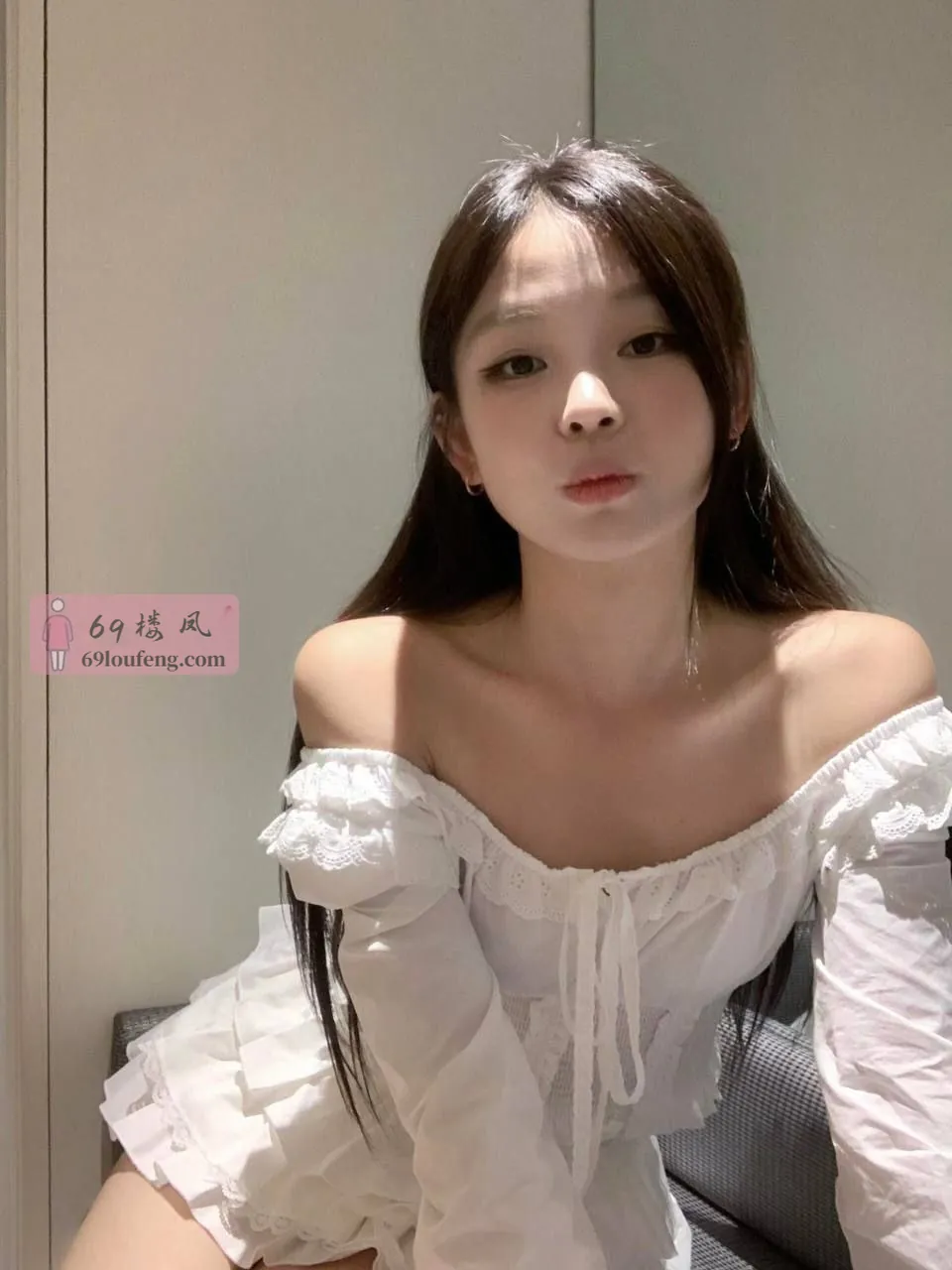 白云南方医科大粉嫩学妹初次下海兼职-妍诺 - 广东-广州 楼凤实拍第1张