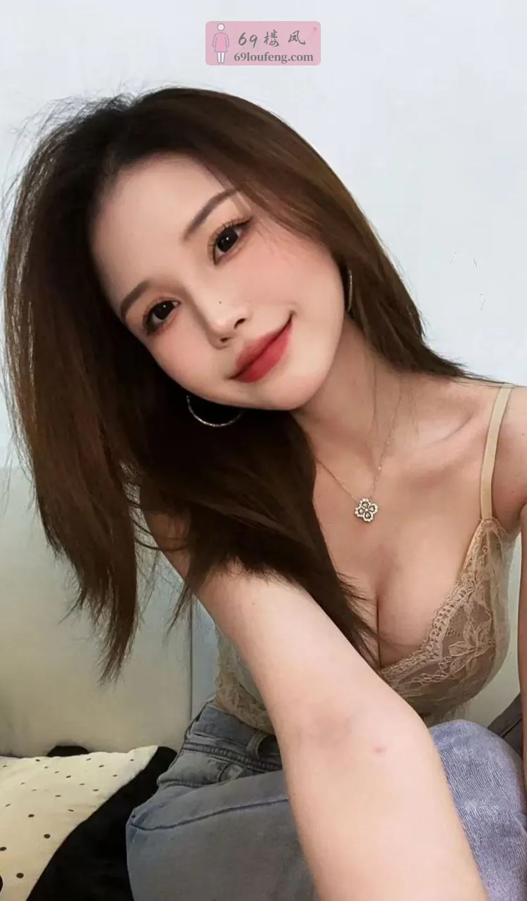 越秀风骚黑丝诱惑--情情 - 广东-广州 楼凤实拍第4张