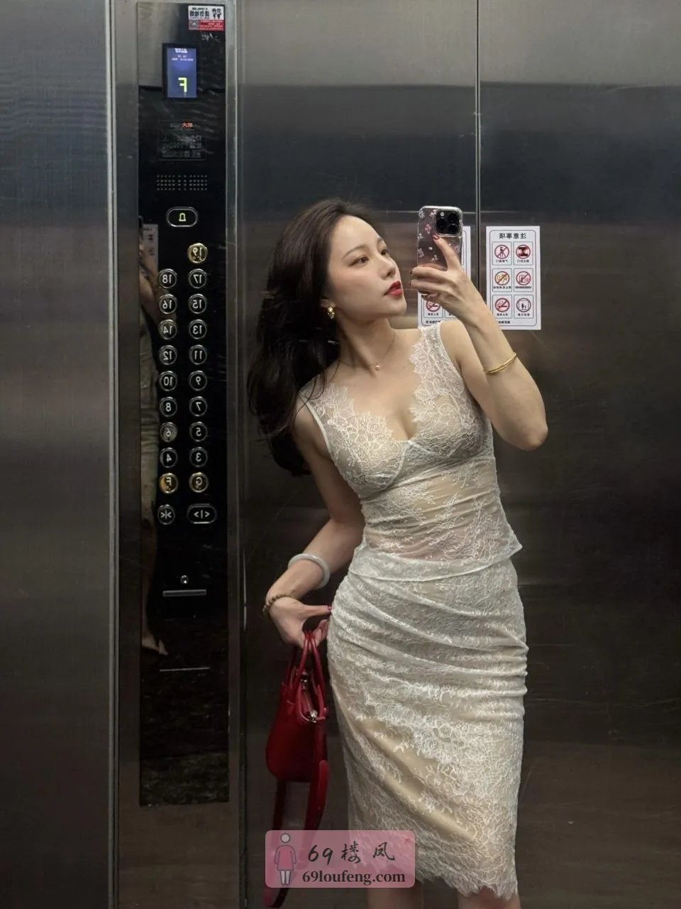 职场俏佳人初兼职-佳佳 - 广东-广州 楼凤实拍第1张