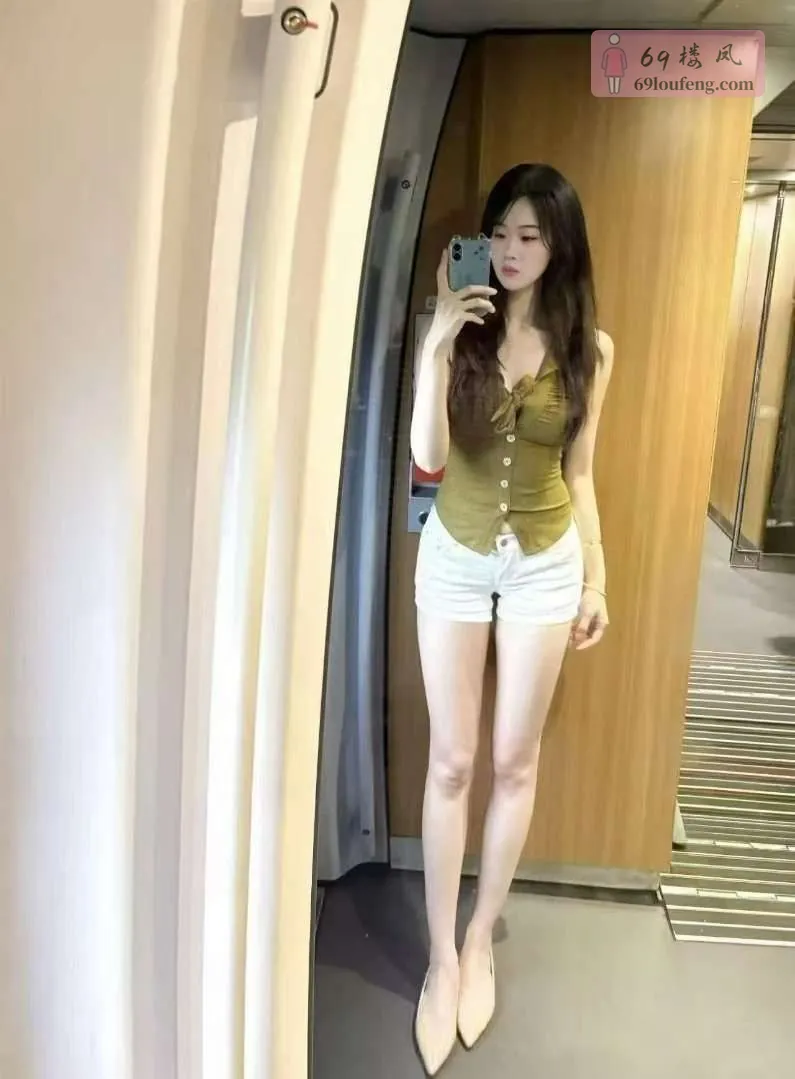 白云性感风骚大波妹-小芸 - 广东-广州 楼凤实拍第2张