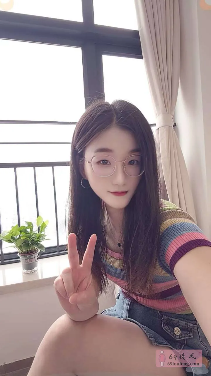 海珠新人下海清纯妹妹兼职-青青 - 广东-广州 楼凤实拍第1张