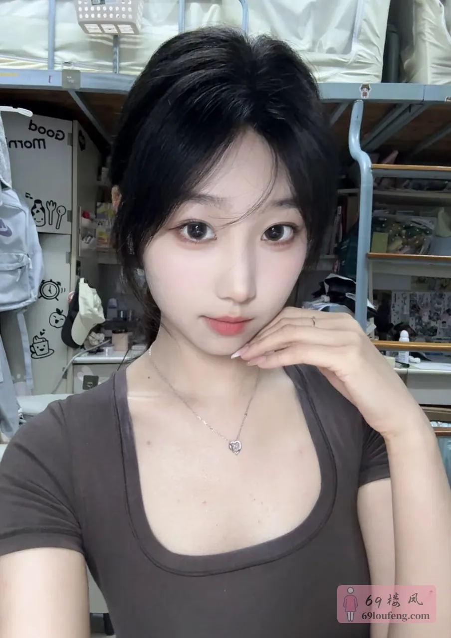 白云清纯学妹-美美 - 广东-广州 楼凤实拍第5张