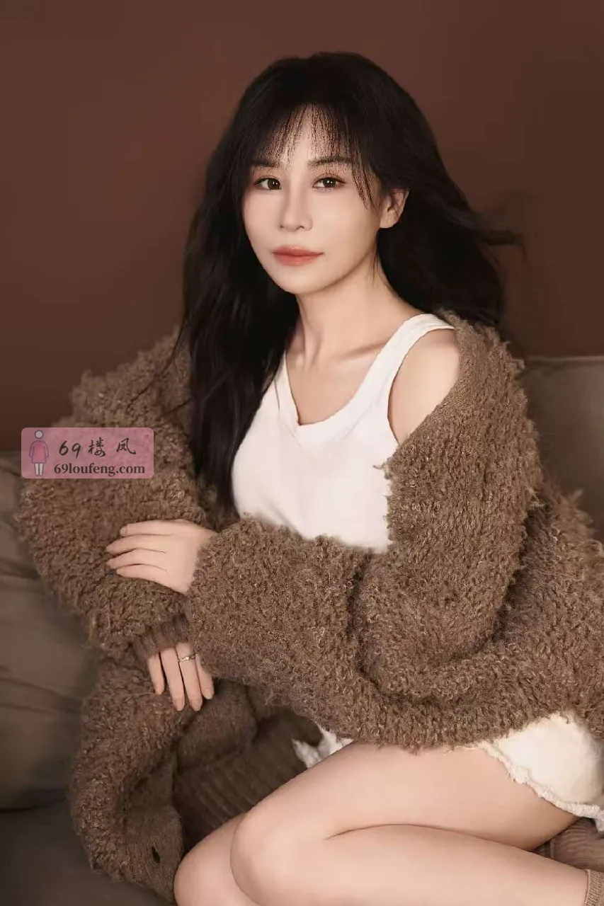 番禺性感巨乳女神服务-秋妍 - 广东-广州 楼凤实拍第3张