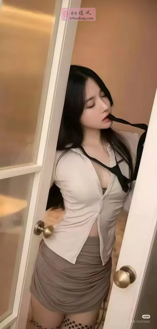 天河丝足SM女王调教 - 广东-广州 楼凤实拍第3张