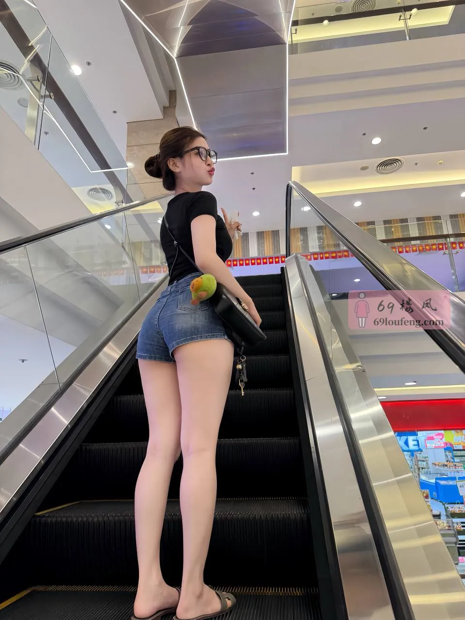 佛山性瘾小情妇-婷儿 - 广东-佛山 楼凤实拍第5张