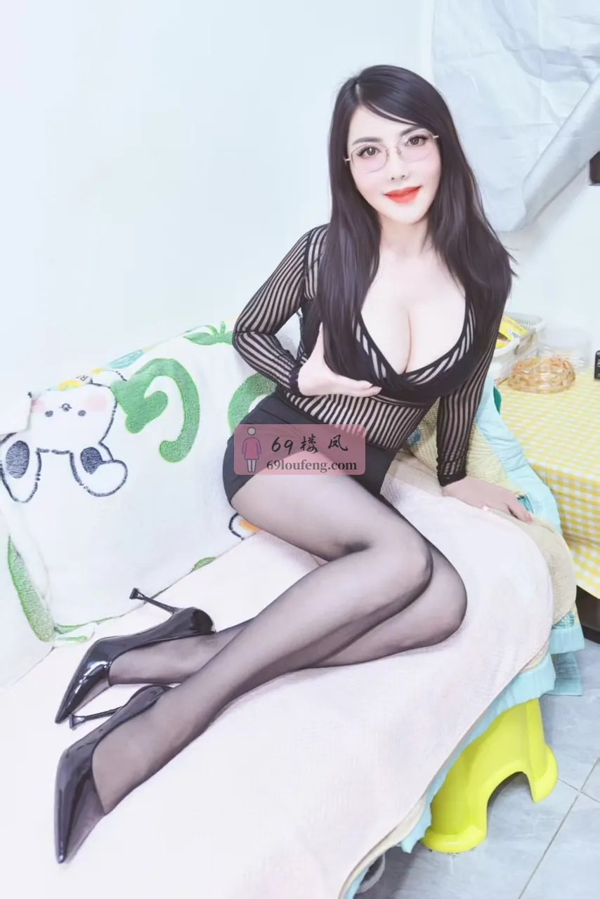 95莞式服务-杨杨 - 广东-广州 楼凤实拍第3张