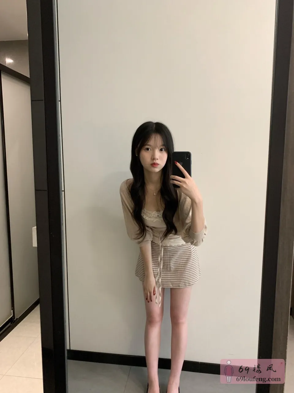 一字马三点粉嫩白虎嫩妹服务一流听话不催钟-婷婷 - 广东-广州 楼凤实拍第2张